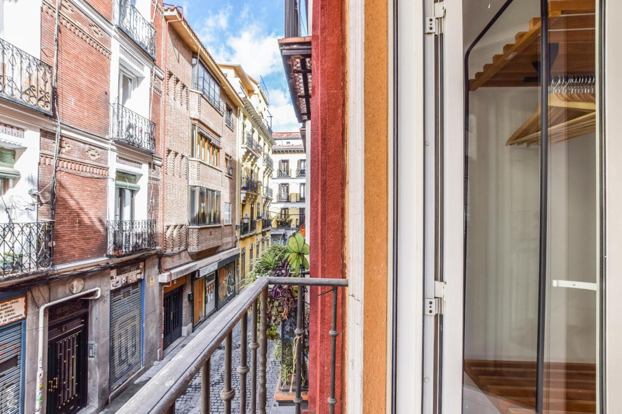 Apartamentos Reformados En Tirso De Molina Act Madrid Exterior photo